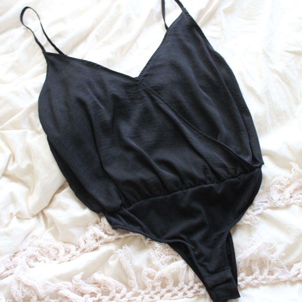 Love, Fire bodysuit